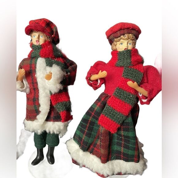 Vintage Kaiser Chicago “The Carolers” Bundle of Figurines w/Stands - Picture 2 of 12